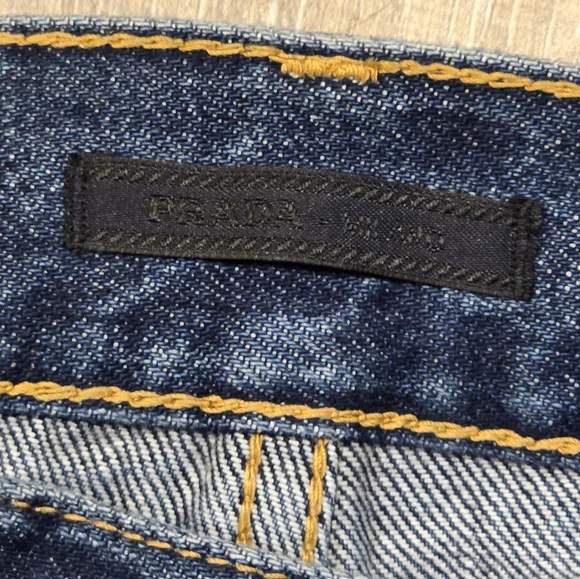 Prada Women's Tapered Fit Jeans Size 30
